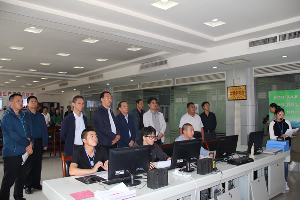 市安委辦主任、安監(jiān)局局長李永宏一行到隴運集團(tuán)公司檢查指導(dǎo)工作