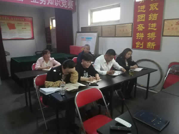 隴運集團舉辦2019年安全管理人員業(yè)務(wù)知識培訓班