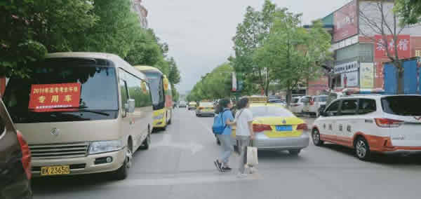 又是一年高考季，又到愛心送考時